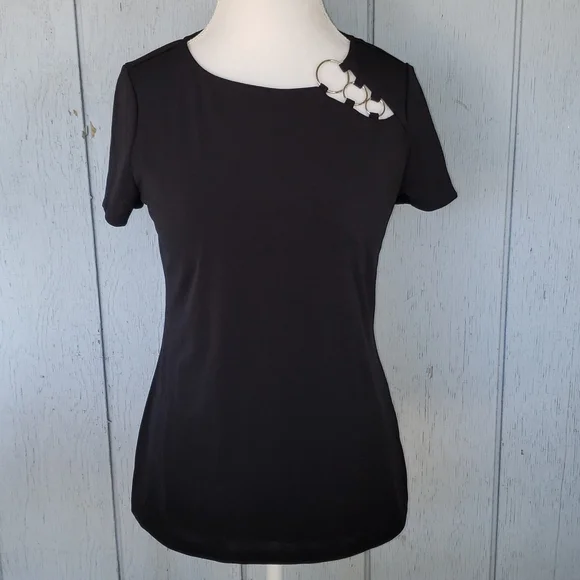 NWOT Black Tee. Silver Ring. Elegant Sexy - Picture 1 of 10